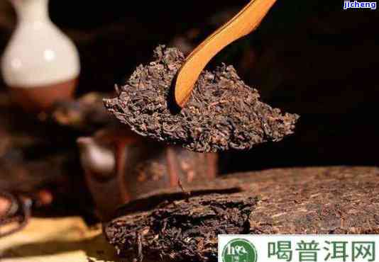 普洱茶色泽转变：揭秘其发黄现象及其影响因素