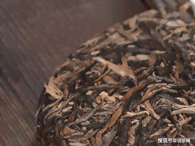 普洱茶饼如何存放：弄碎后是否影响品质与保存效果？