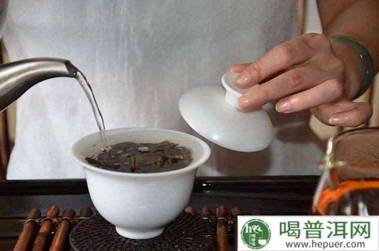 普洱茶用漏茶方法泡茶