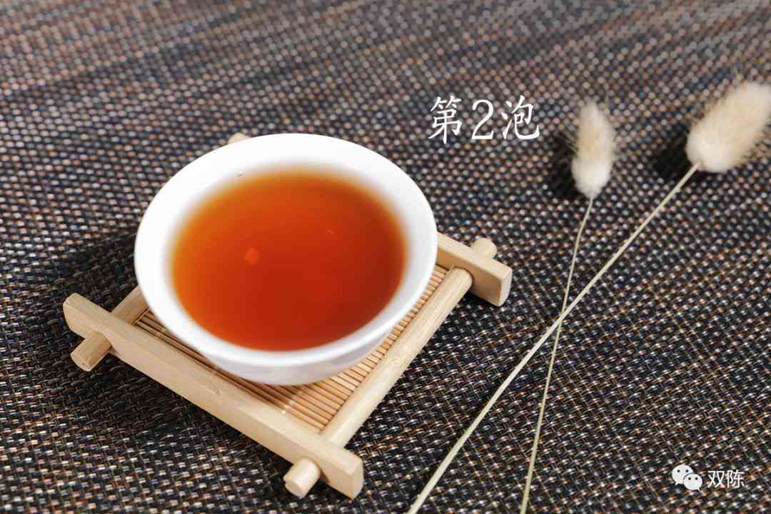 三年陈普洱茶还能品鉴吗？了解其品质和口感变化及保存方法