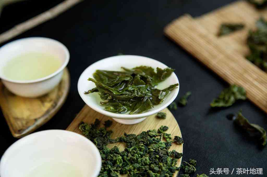 '熟普洱茶蒸好还是煮好喝：哪种方式更美味？'