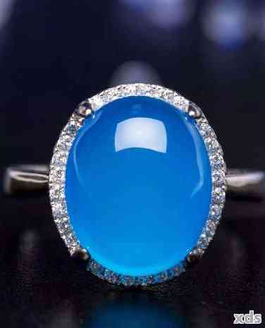 蓝色翡翠戒指8万值多少钱？贵吗？
