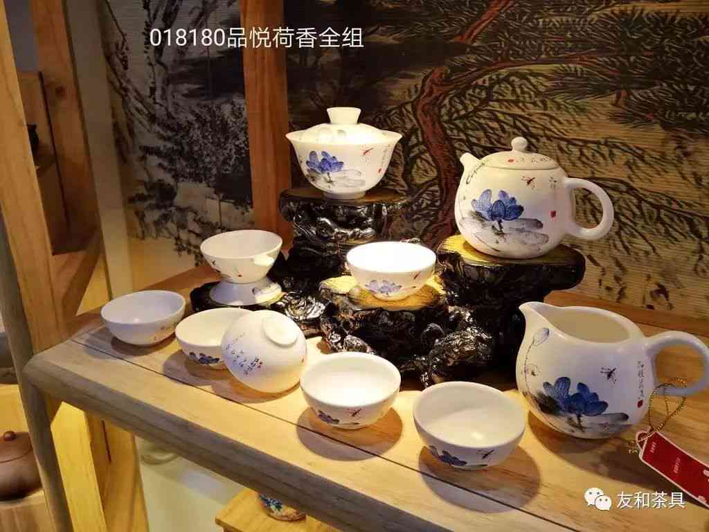 泡普洱茶用什么茶壶好：选择茶壶泡制普洱茶的建议