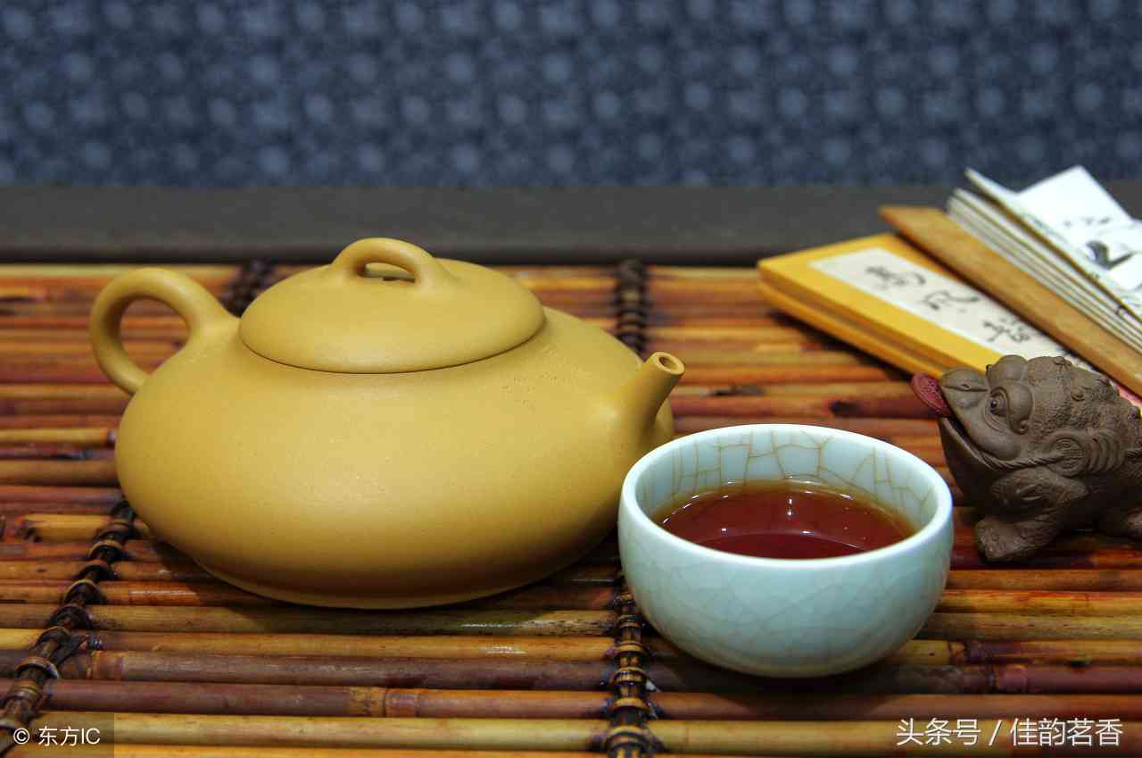 云南七子饼茶普洱熟茶的全面功效解析：助消化、降血脂、抗氧化等多方面益处