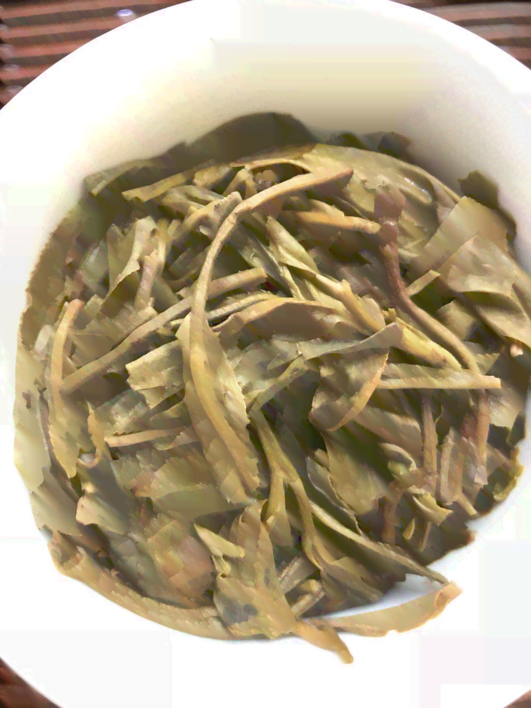 普洱茶：熟茶与生茶的对比分析，帮助您做出明智选择