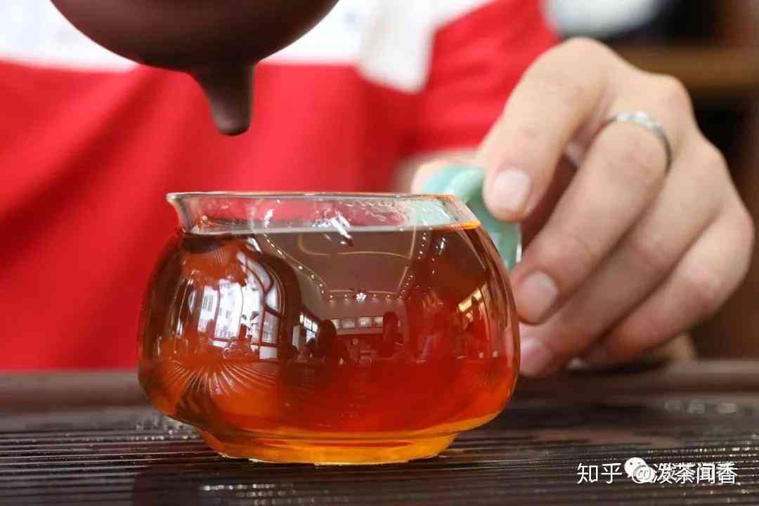 '探索勐海茶厂熟普洱茶的魅力：一位博友的真实体验'