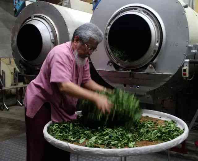 普洱茶加工制饼工艺流程