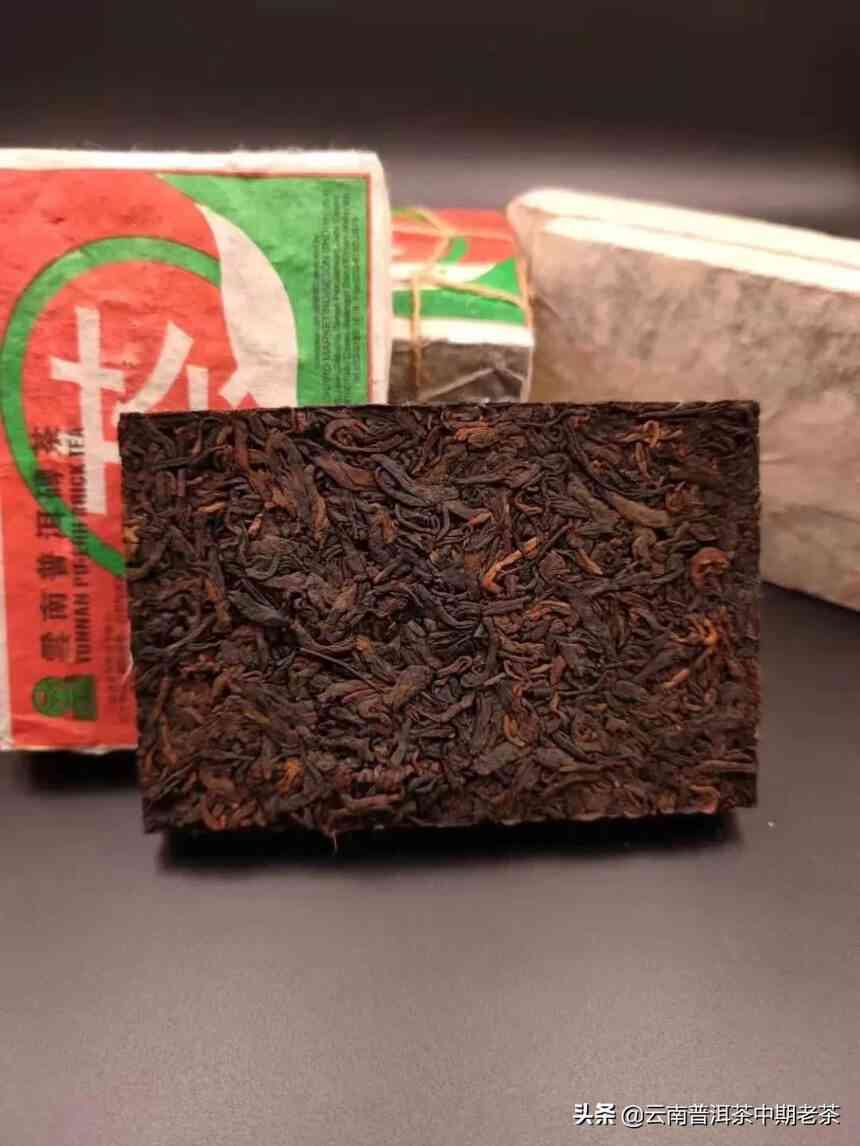 中茶云南特色熟茶砖：250克纯正口感，茶韵悠长的价格亲民之选