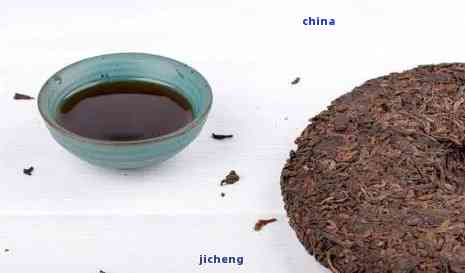 普洱茶饼里有茶籽，是秋茶还是春茶？正常吗？