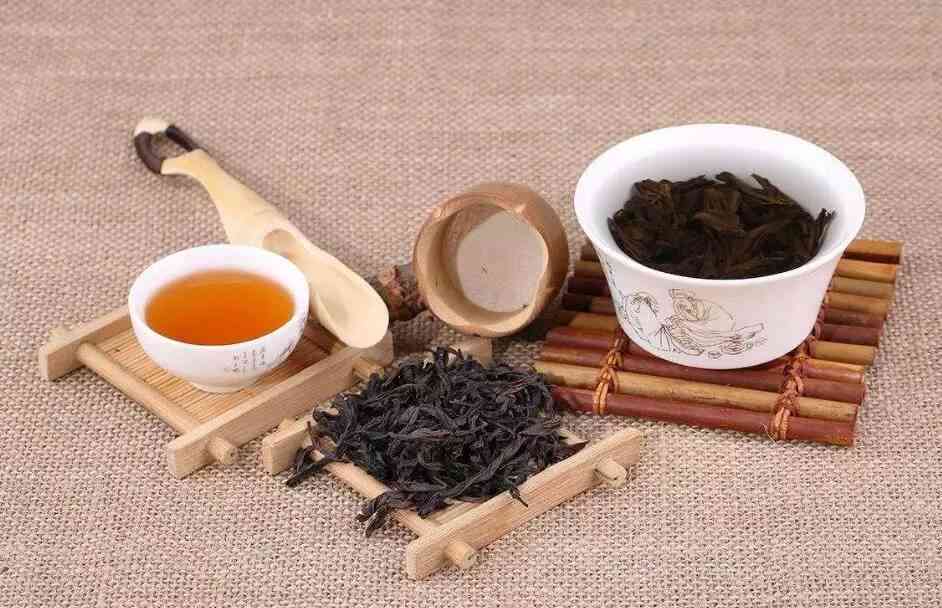 乌龙茶和红茶在减肥方面的功效比较：普洱茶与乌龙茶的差异