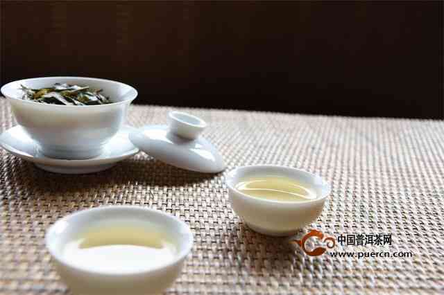 探索春茶普洱茶的特点：品种、产地、制作工艺及品饮技巧全解