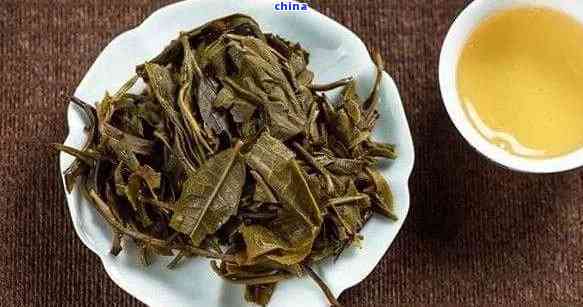 普洱茶与绿茶味道对比：探索普洱生茶与绿茶口感的区别