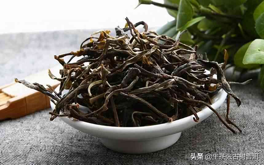 普洱茶陈香：一种复杂而令人醉的茶叶风味及其形成原因详解