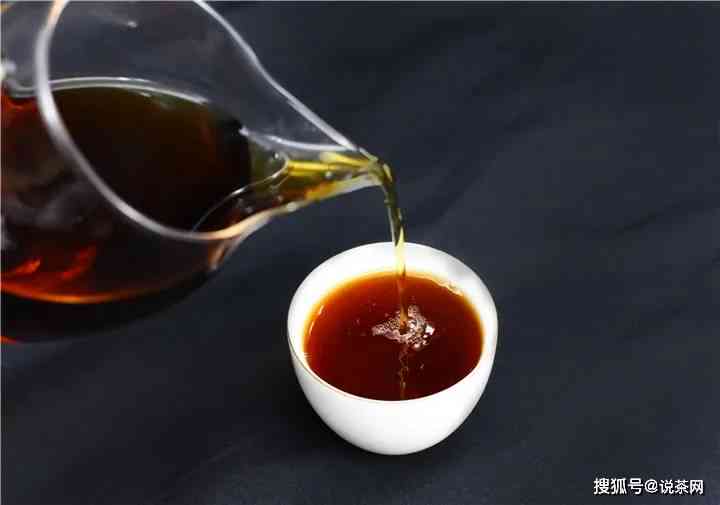 普洱茶叶做旧的完整指南：从选购到品鉴，了解做旧茶的奥秘与技巧