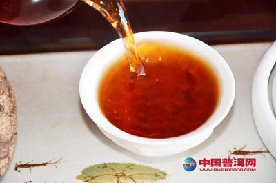 探究普洱茶口感腻之谜