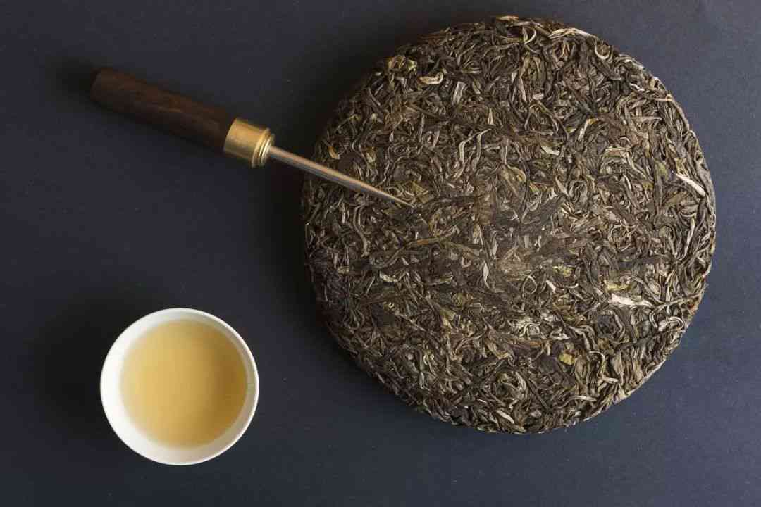 探究普洱茶的两种形态：饼子与散茶，哪一种更适合你？