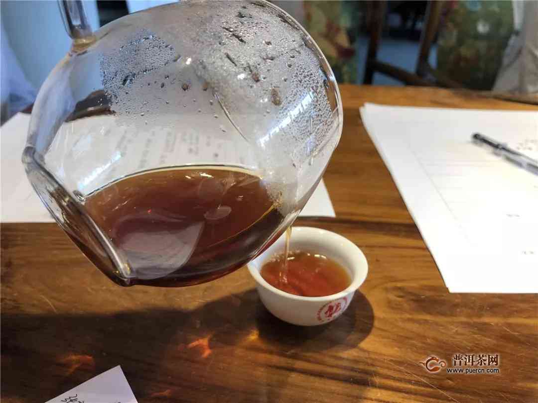 普洱茶用碗冲泡可以吗？多久能冲泡好？茶叶放多少合适？