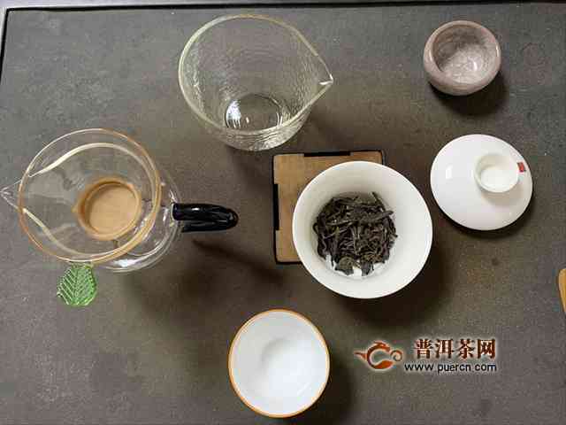 普洱茶大白菜泡法：一款健又美味的新饮品体验