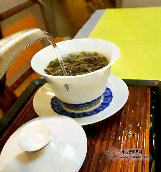 普洱茶冲泡克数与碗容量比例：如何准确计量投茶量？