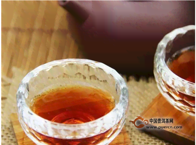 '普洱茶应该是什么味道的好：探究普洱茶的各种味道'