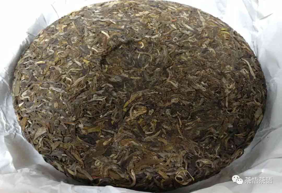 新1980年代生产的高级普洱花饼茶详细介绍与品饮方法