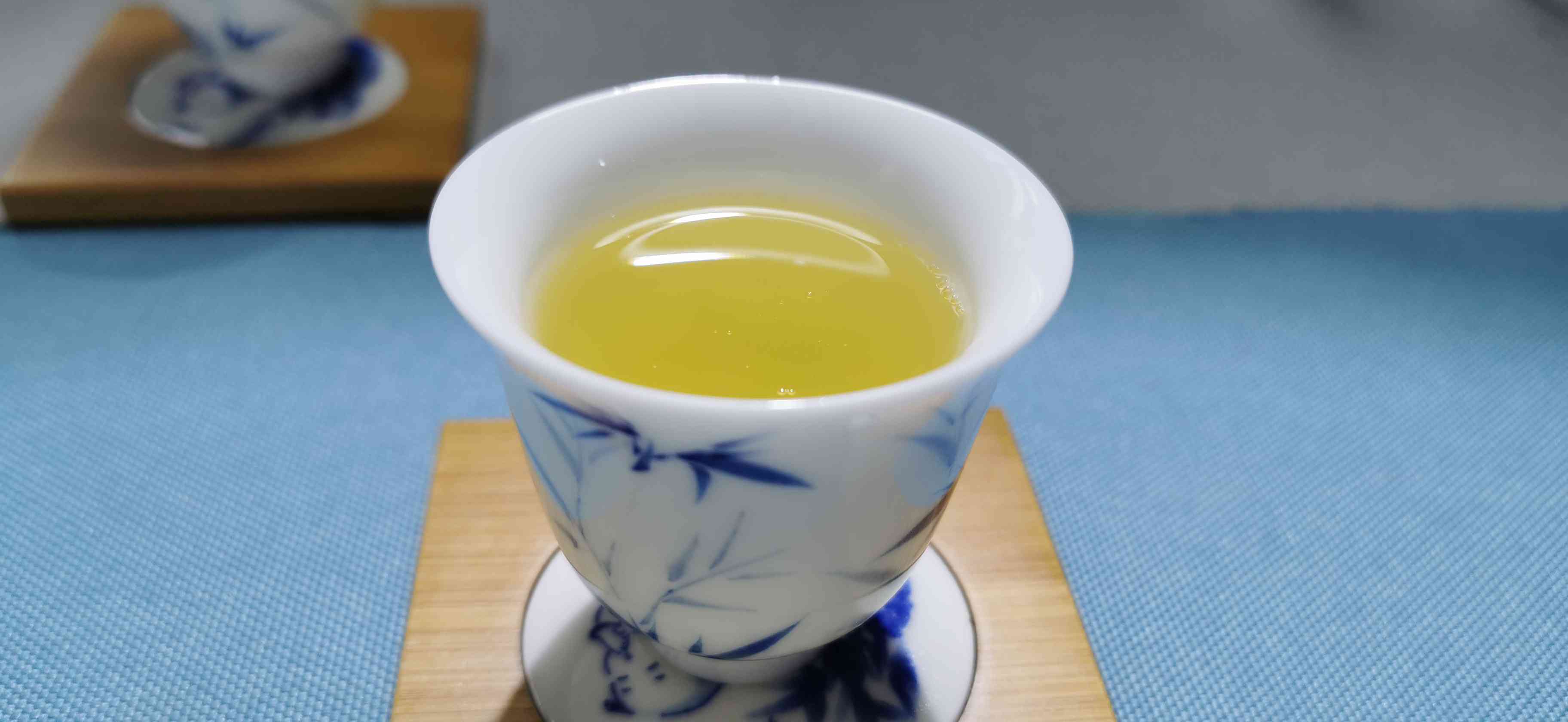 六大茶山普洱茶2013