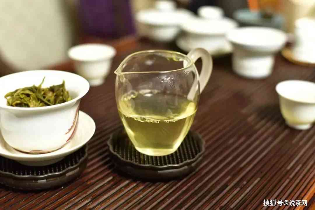 十年的普洱茶是否仍可饮用？——专家解答普洱茶陈化及安全问题