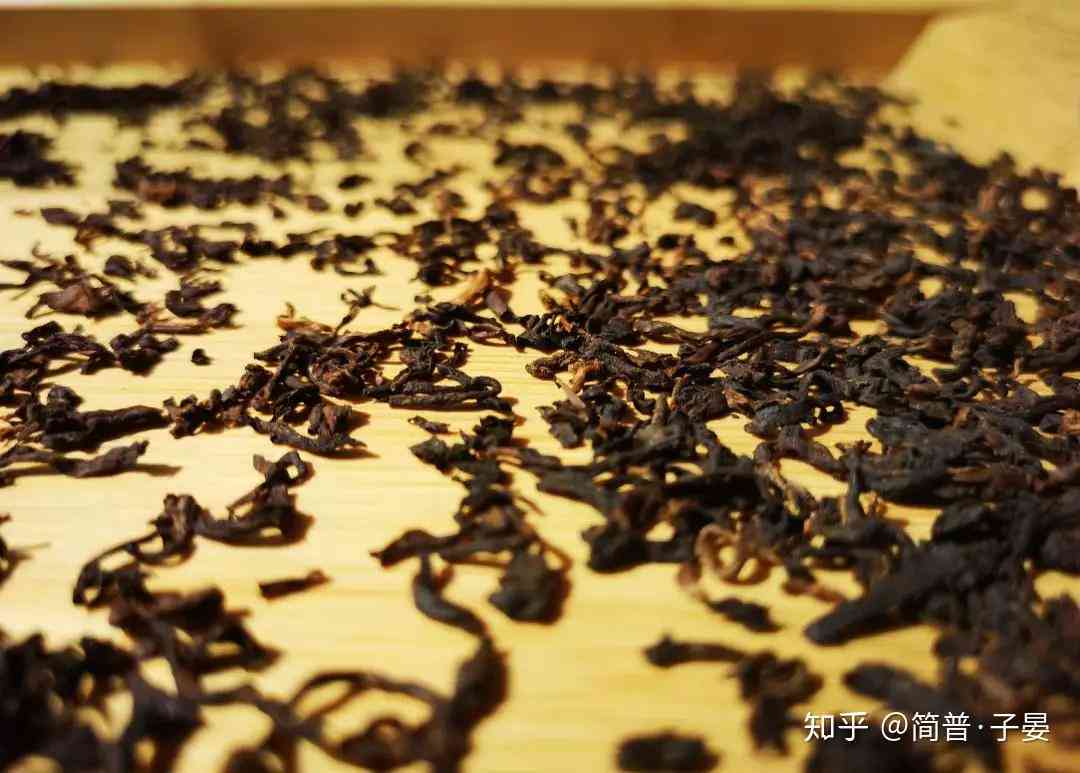 探索普洱茶的工艺奥秘：熟茶的独特发酵方式及其制作过程