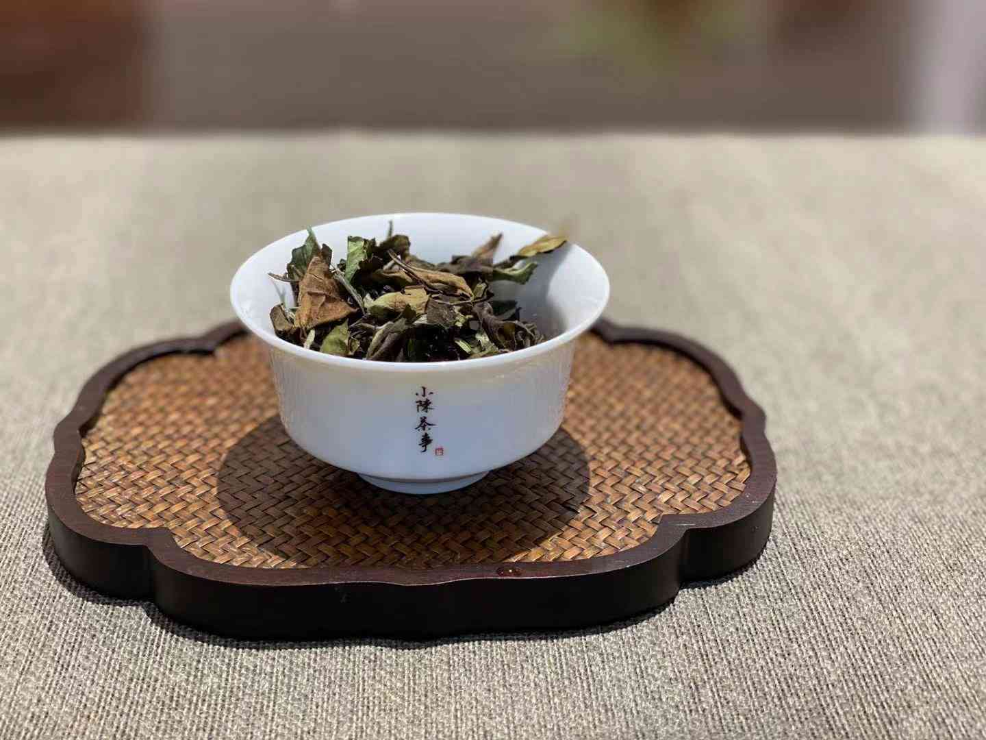 普洱茶碎茶还是大叶茶好