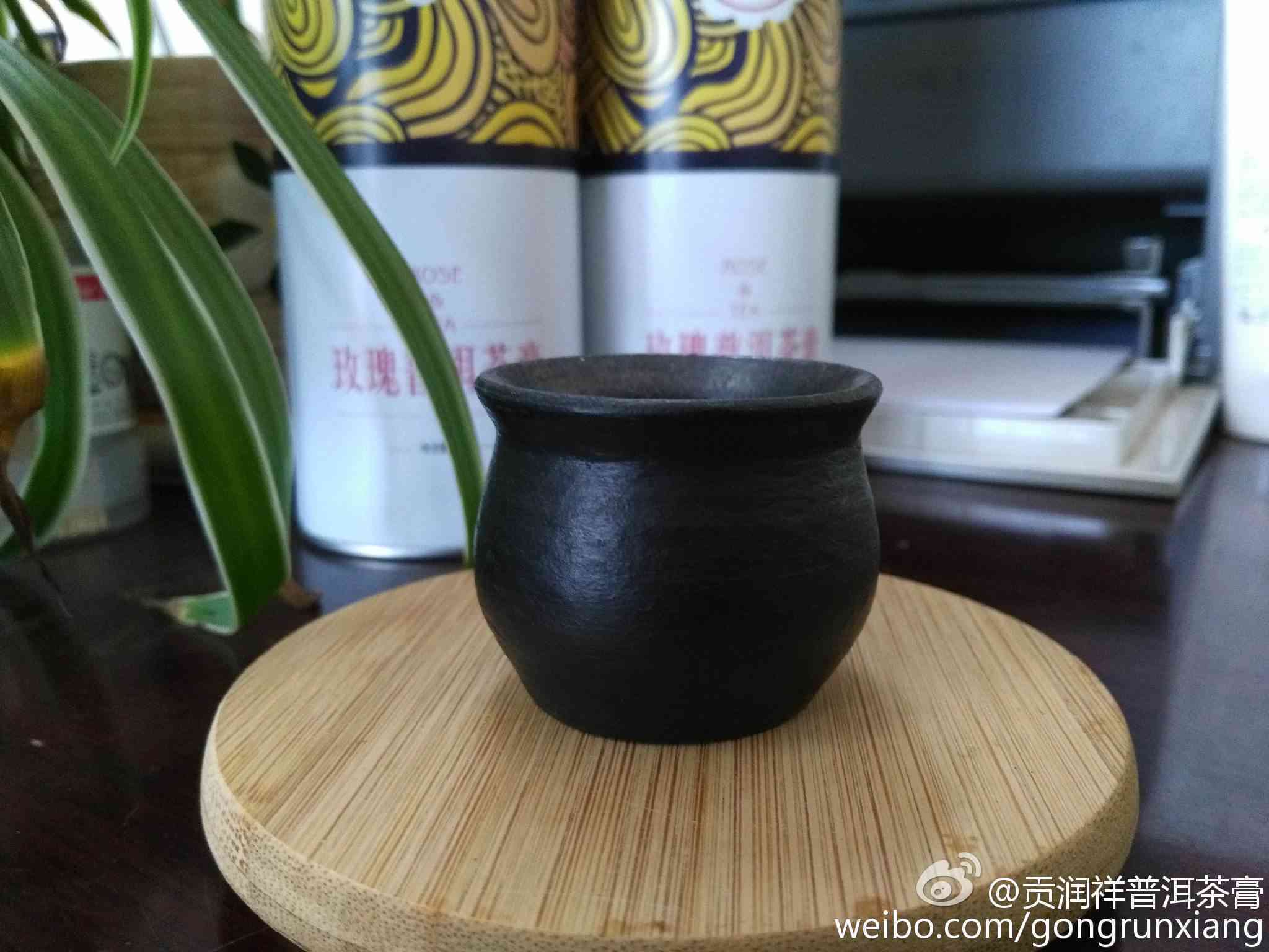 探究熟普洱茶膏的健益处与适用人群：医生推荐的普洱茶膏功效与注意事项