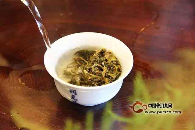 布朗山大树普洱茶357克特点、价格及珍藏品分析