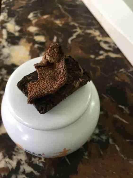 蟹脚普洱茶功效与作用及禁忌：详述其健益处与潜在风险