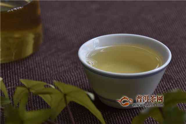 普洱茶茶味淡怎么解决：普洱茶水味太重怎么办，普洱茶水味重是怎么回事？