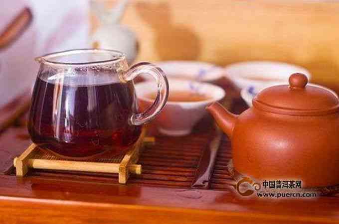 普洱茶饼冲泡适量为宜：普洱茶饼每次冲泡多少克合适？