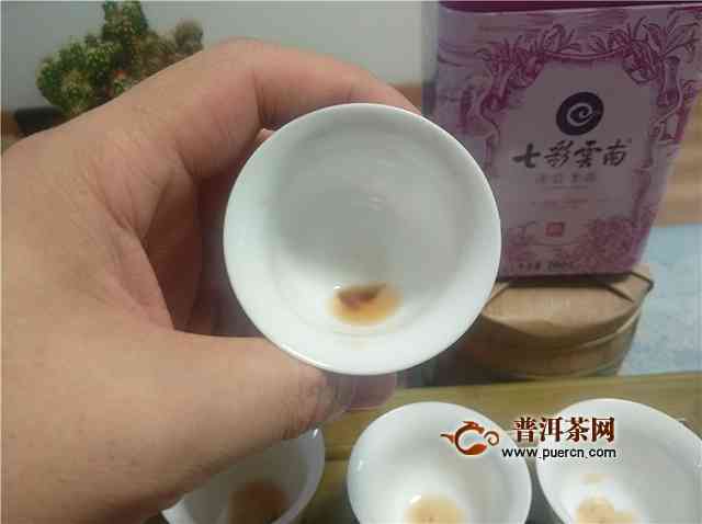 女士们，玫瑰与普洱茶哪个更适合您？