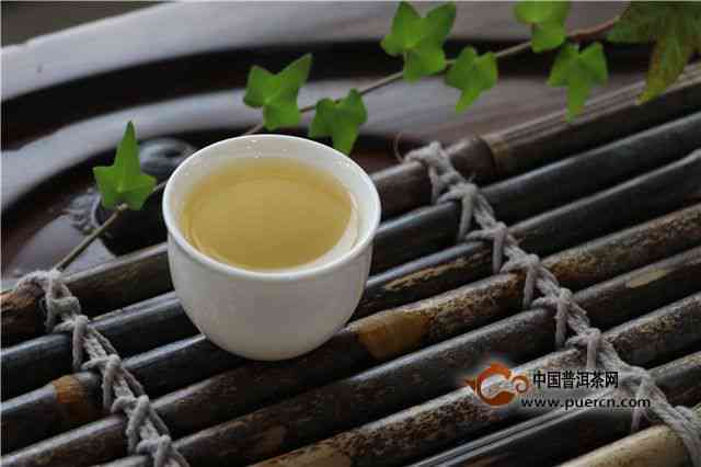 普洱茶饼泡法全解析：如何正确冲泡普洱茶饼，让你品尝到口感