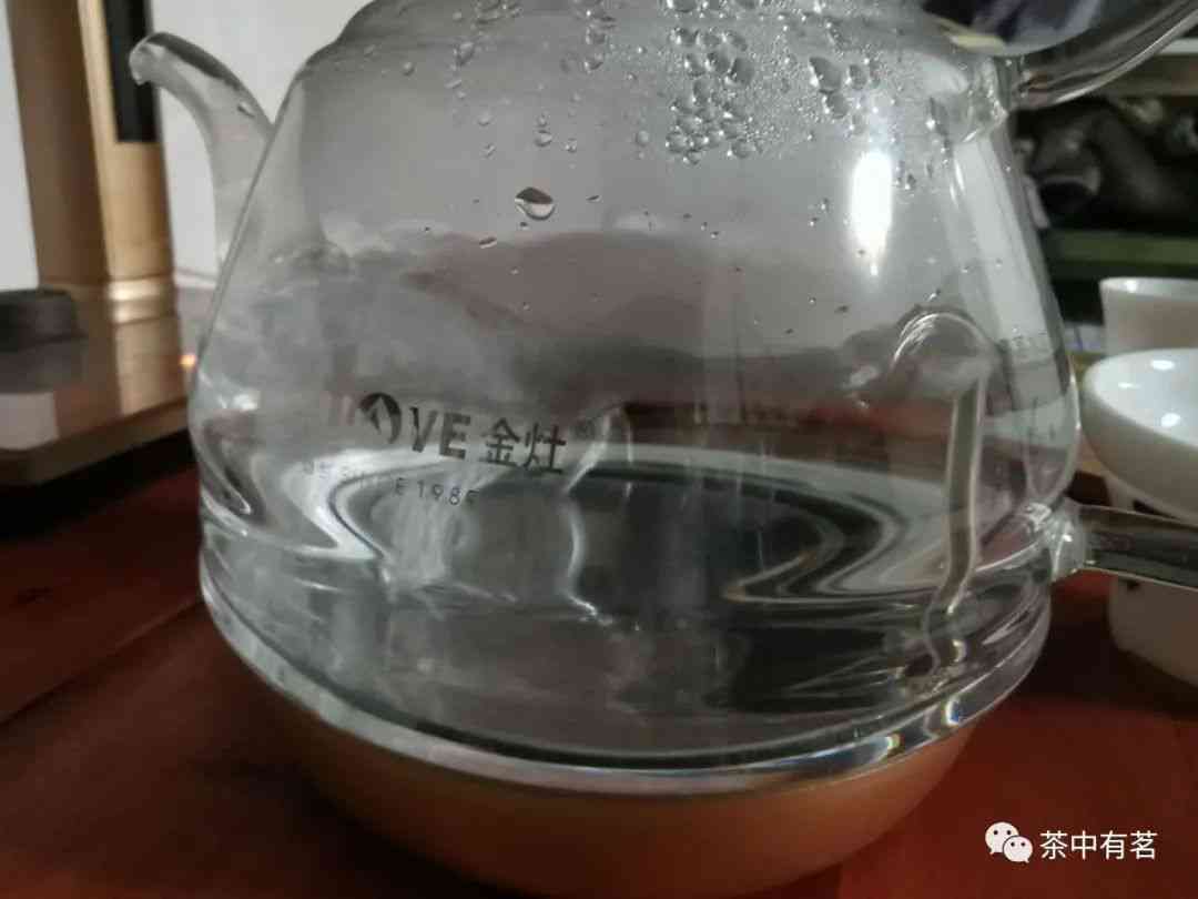 冲泡普洱茶的水以及所需水量探究