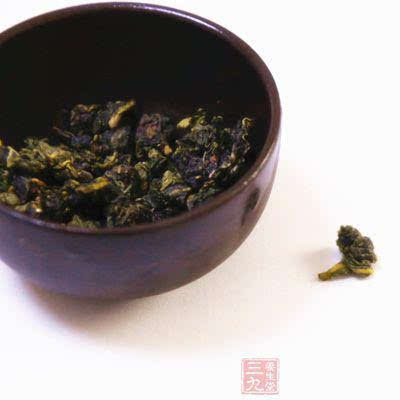 普洱茶金花出现：影响品尝还是果断弃喝？如何正确处理？