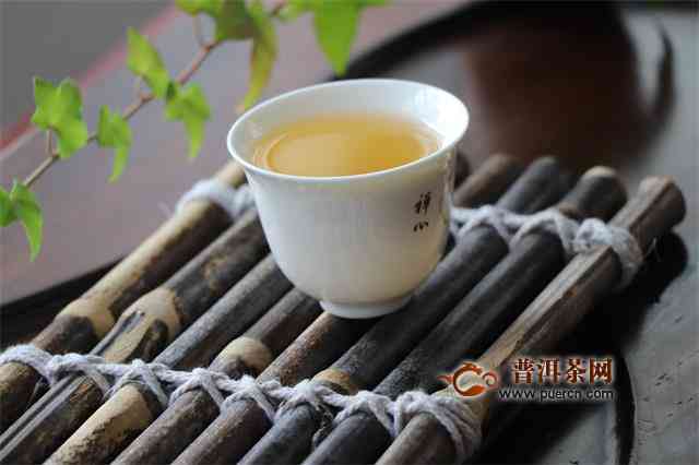 普洱茶手工炒茶直播间介绍