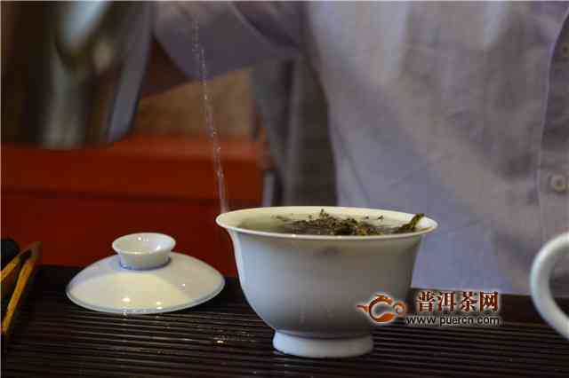 云南小土司普洱茶价格及品质分析，一斤多少钱？如何选购？