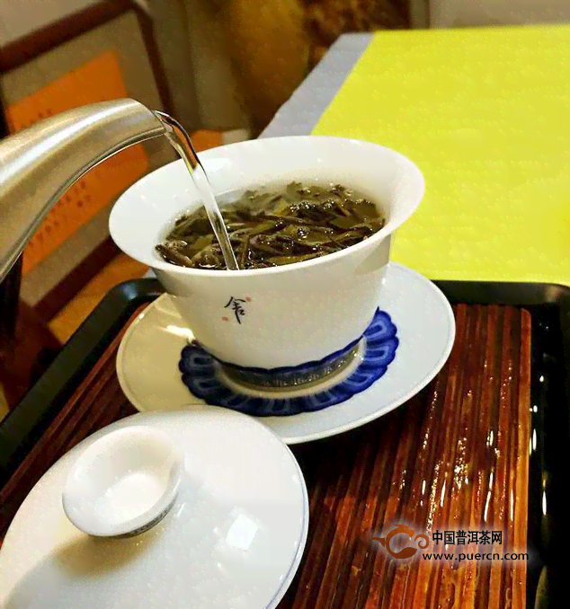 普洱茶的冲泡方法及饮用度，如何正确淋泡与喝普洱茶？