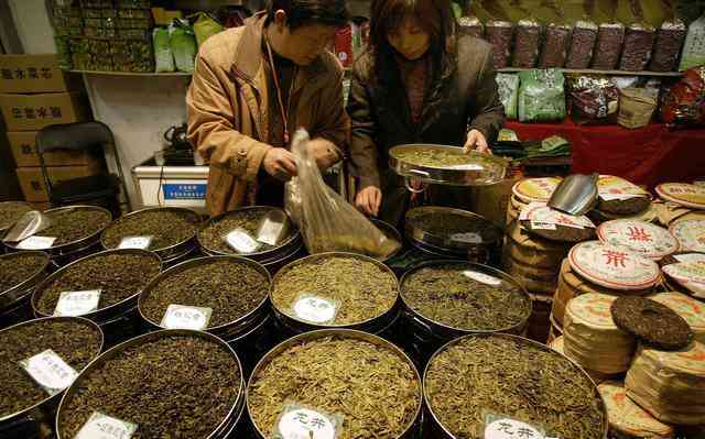 普洱茶茶饼价格大全：了解各类茶饼的市场价与品质对比