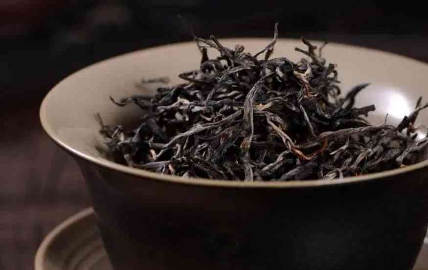 好的普洱茶饼多少钱：什么价位？更便宜的多少钱？