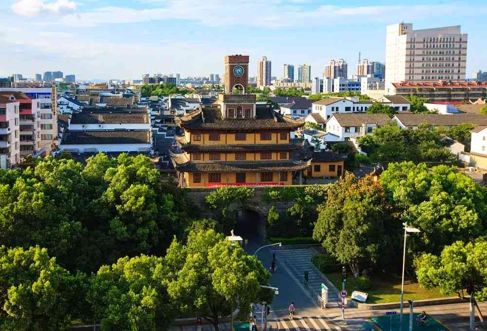 南阳石佛寺和田玉场有几个区门地址及门口情况