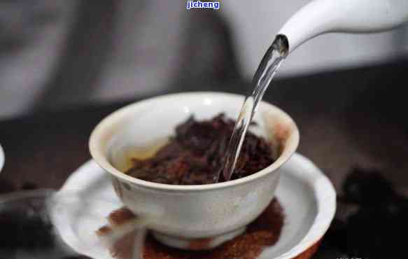 普洱茶冲泡比例与口感分析：多少茶叶比较合适？