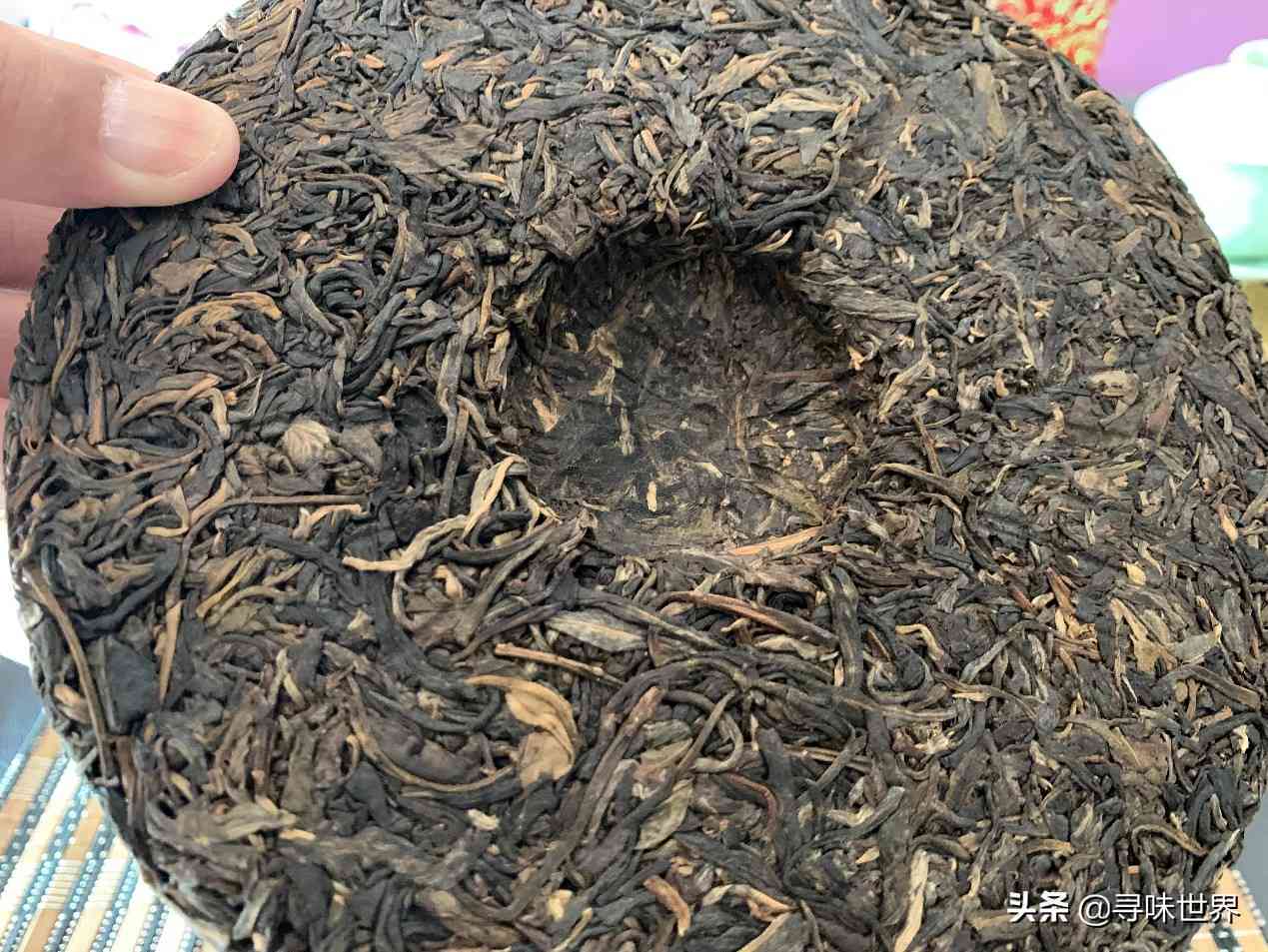 普洱茶为什么能放很久不变质：探讨普洱茶的独特贮藏特性