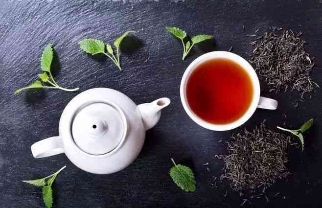 西壶适合泡什么茶好：西壶搭配普洱茶、红茶或绿茶，口感更佳。