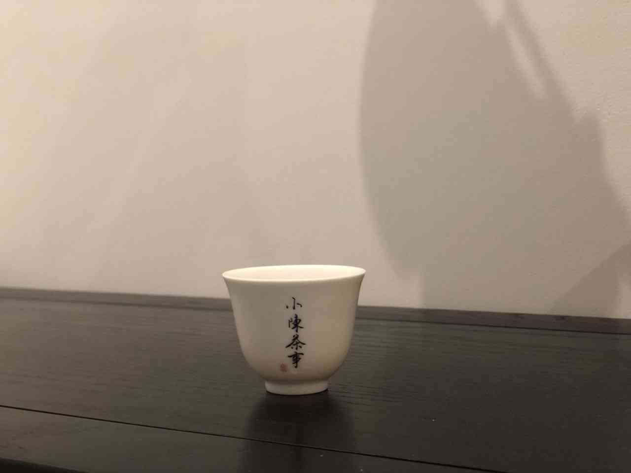 普洱茶与红茶的口感对比：哪个更令人醉？