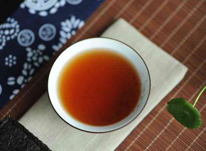 探寻十大顶级普洱茶：高端茶品的惊艳名字