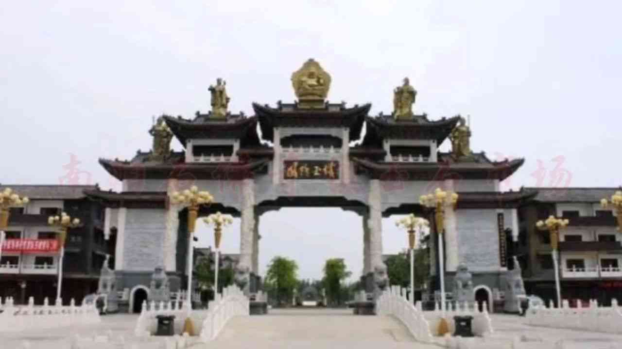 石佛寺和田玉场地址及电话：南阳石佛寺和田玉场。